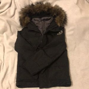 Boys Abercrombie coat w faux fur lined hood